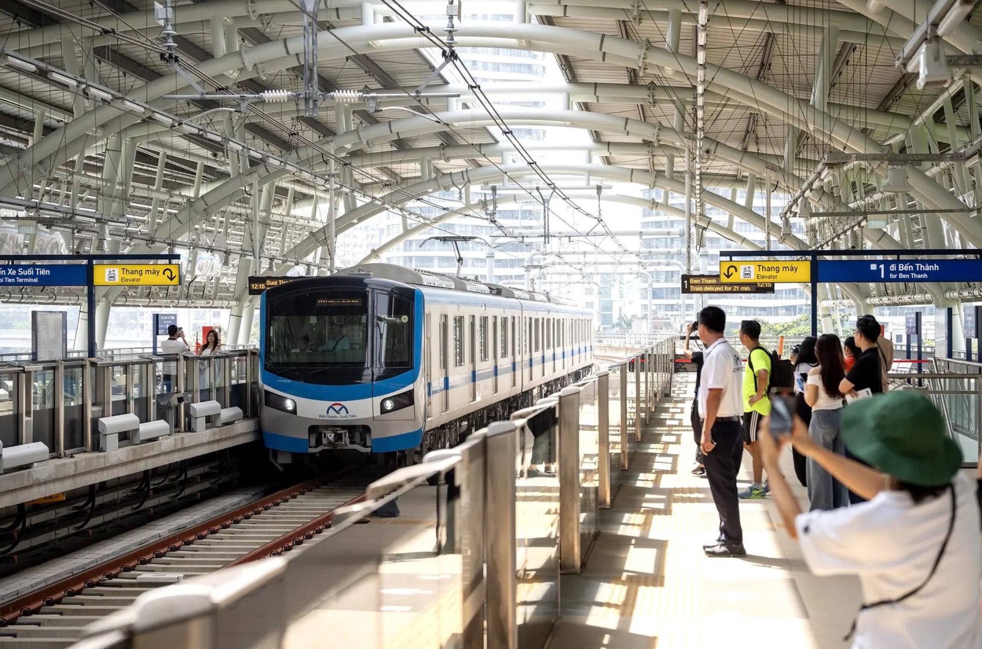 Правительство одобрило план продления метро Хошимина до аэропорта Лонгтхань