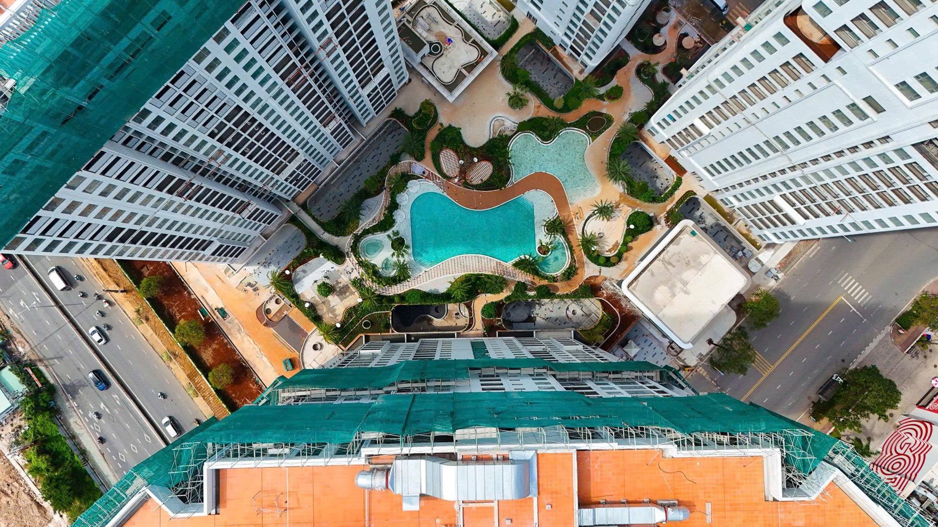 Green Skyline Homes