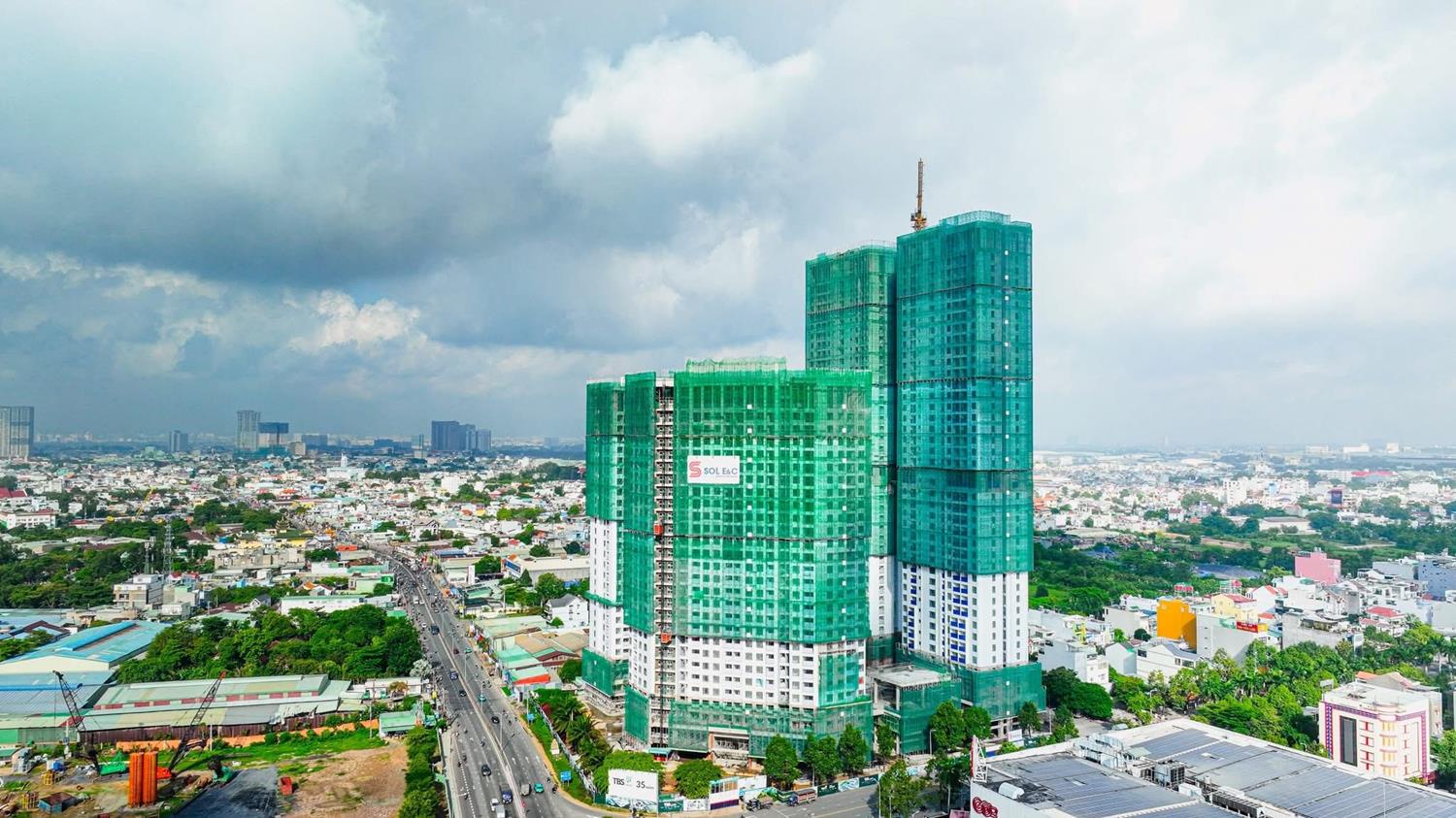 Green Skyline Homes